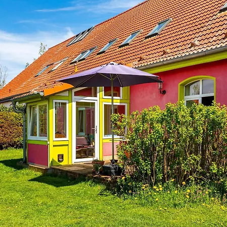 Appartamento Romantic Escape In Altentreptow, Cleaning Included