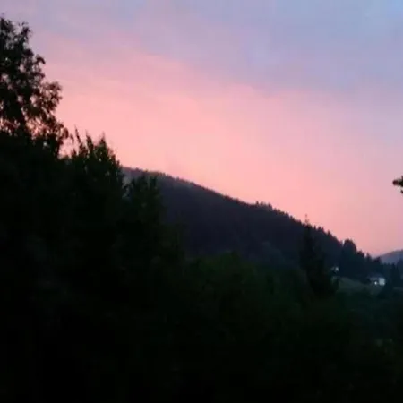 Romantic Escape In Altentreptow, Cleaning Included Appartamento