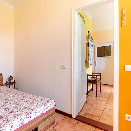 Appartamento Romantic Escape In Altentreptow, Cleaning Included